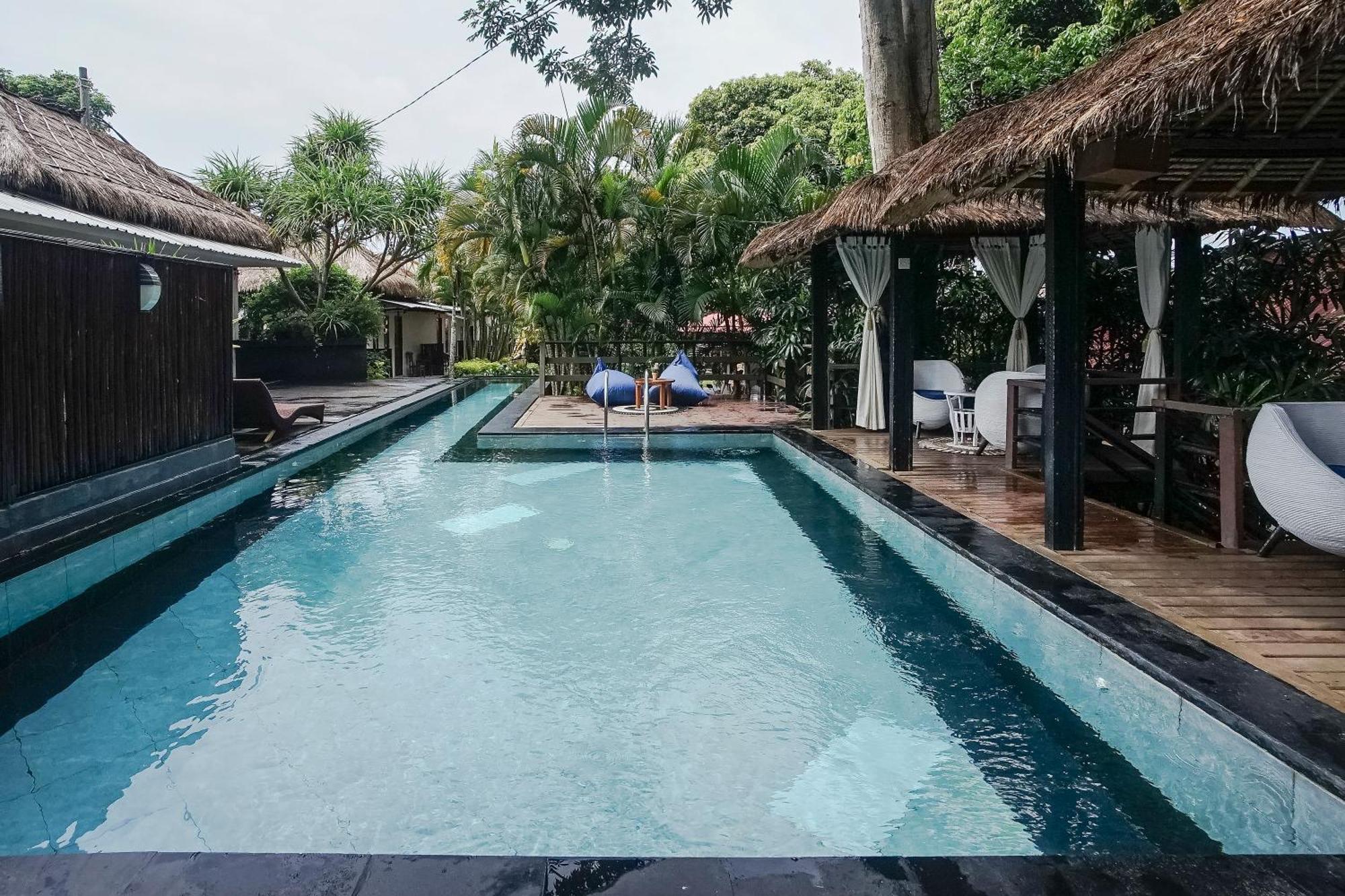 Hotel Kampung 168 Jimbaran Esterno foto